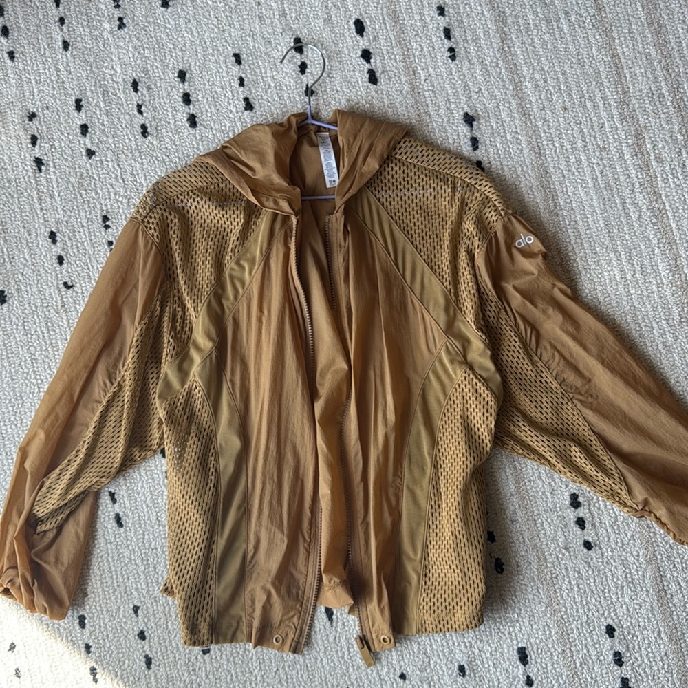 Alo yoga brown jacket